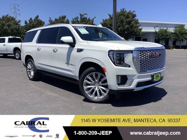 2022 GMC Yukon XL Denali 4WD photo