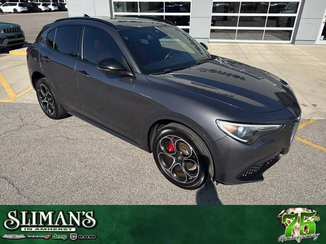 2022 Alfa Romeo Stelvio Veloce AWD photo