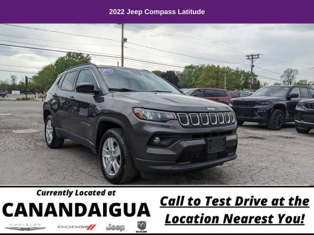 2022 Jeep Compass Latitude 4WD photo