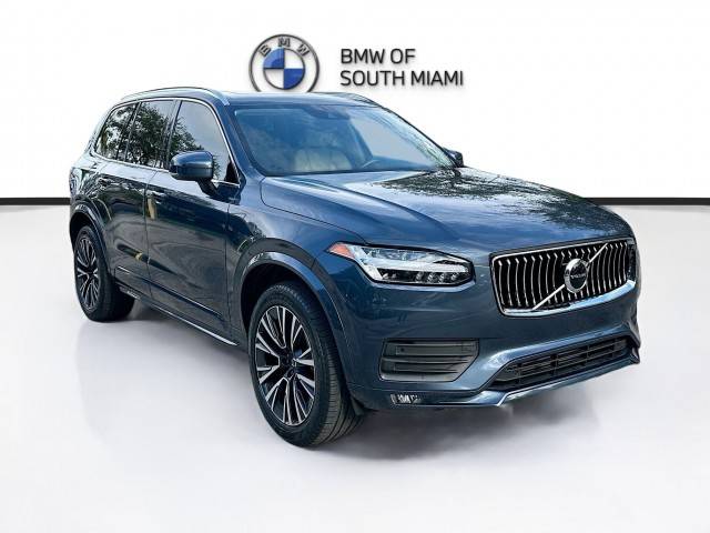 2022 Volvo XC90 Momentum FWD photo