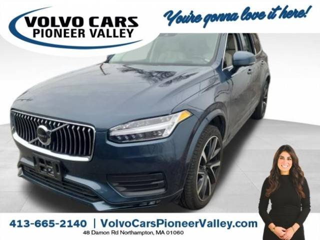 2022 Volvo XC90 Momentum AWD photo