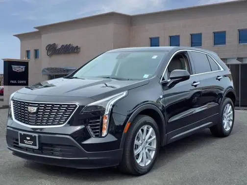 2022 Cadillac XT4 FWD Luxury FWD photo