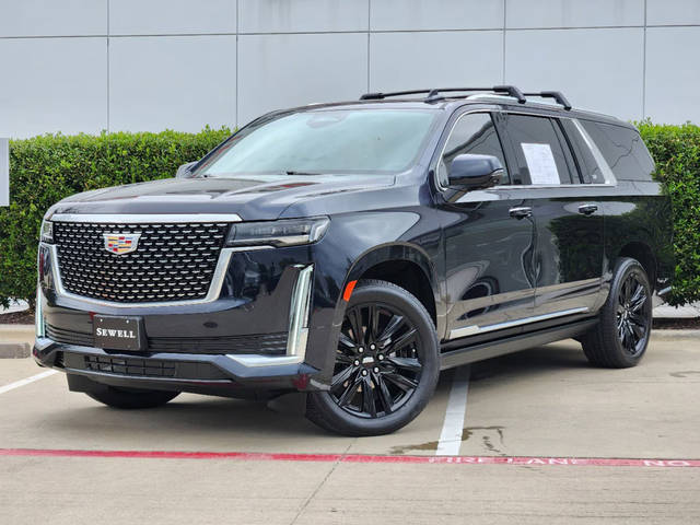 2022 Cadillac Escalade ESV Premium Luxury 4WD photo