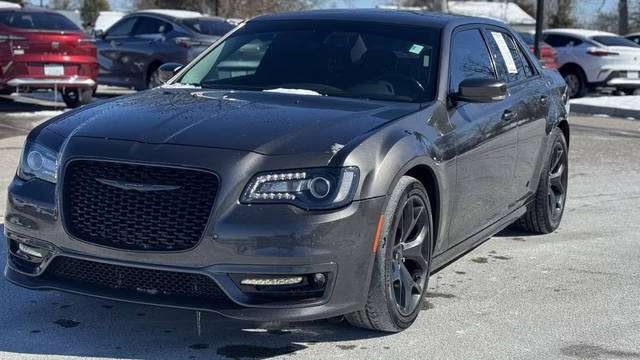 2022 Chrysler 300 Touring L RWD photo