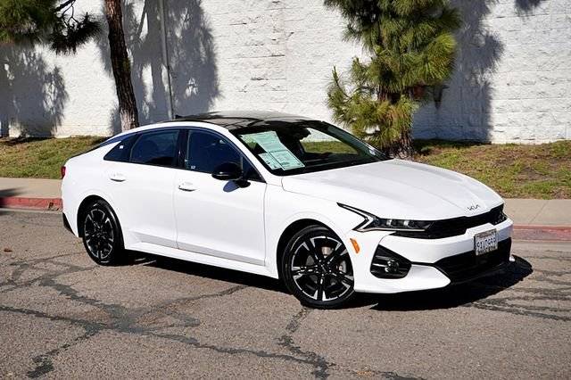2022 Kia K5 GT-Line FWD photo
