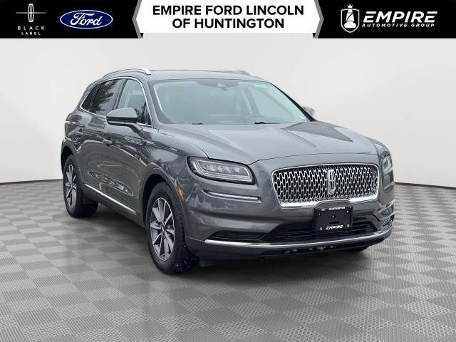2022 Lincoln Nautilus Standard AWD photo