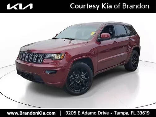 2022 Jeep Grand Cherokee Laredo X 4WD photo