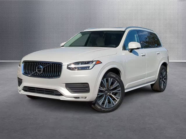 2022 Volvo XC90 Momentum AWD photo