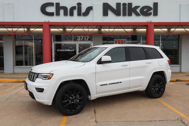 2022 Jeep Grand Cherokee Laredo X 4WD photo