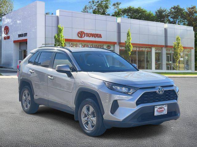 2022 Toyota RAV4 Hybrid LE AWD photo
