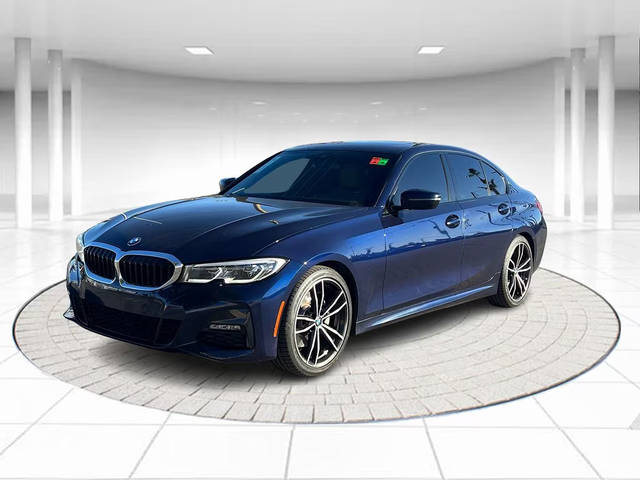 2022 BMW 3 Series 330i RWD photo