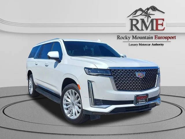 2022 Cadillac Escalade ESV Luxury 4WD photo