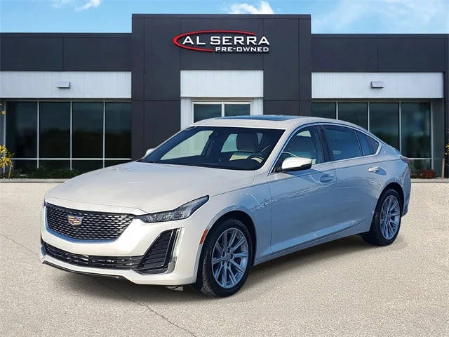 2022 Cadillac CT5 Luxury AWD photo