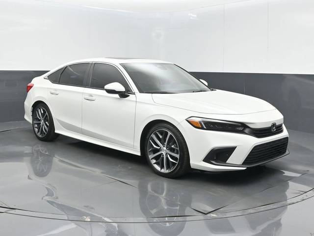 2022 Honda Civic Touring FWD photo