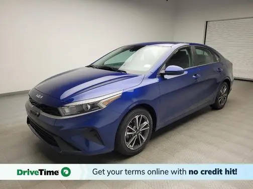 2022 Kia Forte LXS FWD photo