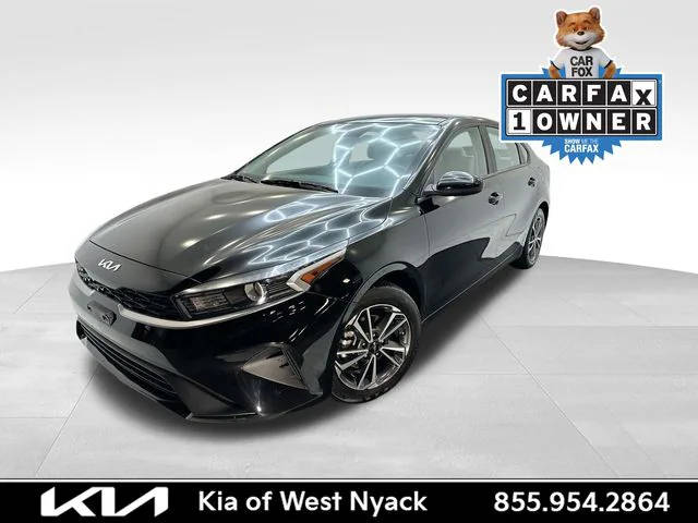 2022 Kia Forte LXS FWD photo