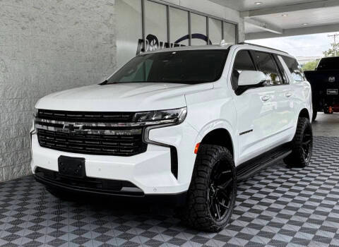 2022 Chevrolet Suburban RST 4WD photo