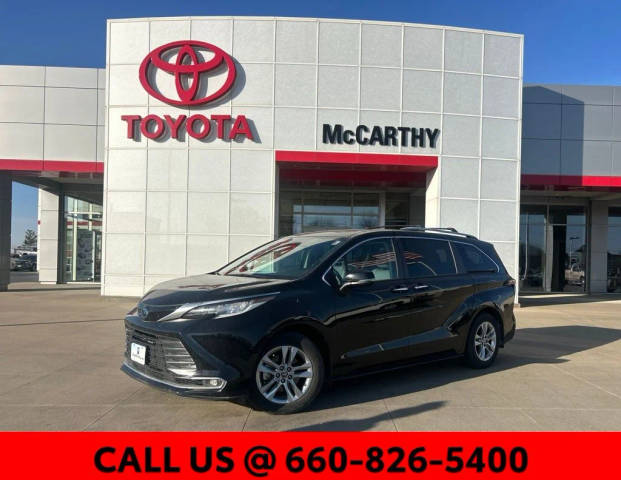 2022 Toyota Sienna Limited AWD photo