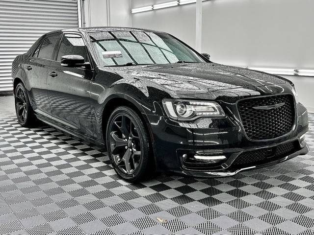 2022 Chrysler 300 300S RWD photo