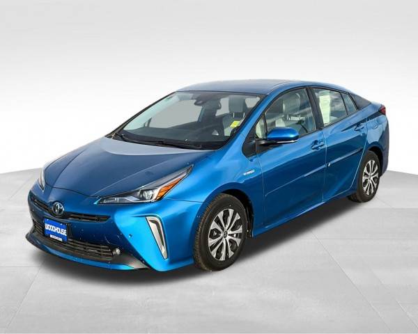 2022 Toyota Prius XLE AWD photo