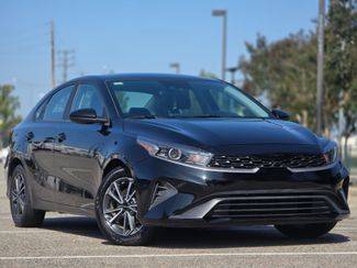 2022 Kia Forte LXS FWD photo