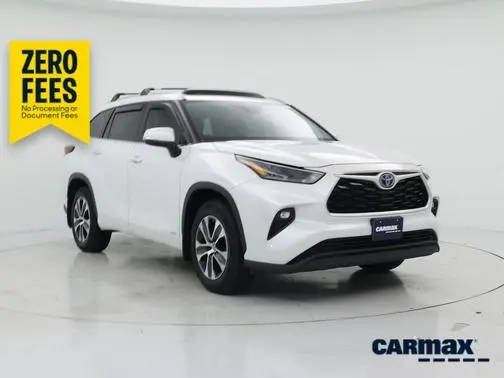 2022 Toyota Highlander Hybrid XLE AWD photo