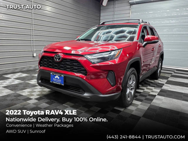 2022 Toyota RAV4 XLE AWD photo