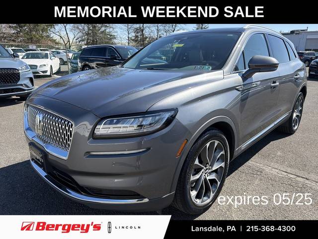 2022 Lincoln Nautilus Reserve AWD photo