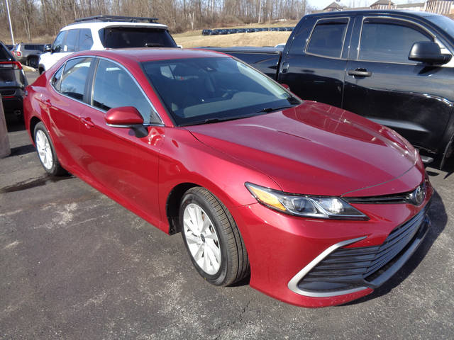 2022 Toyota Camry LE AWD photo