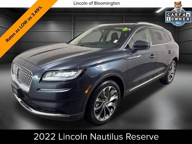 2022 Lincoln Nautilus Reserve AWD photo