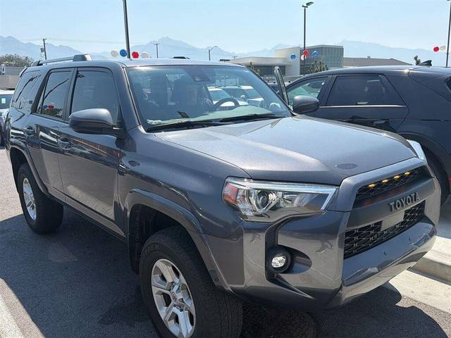 2022 Toyota 4Runner SR5 4WD photo