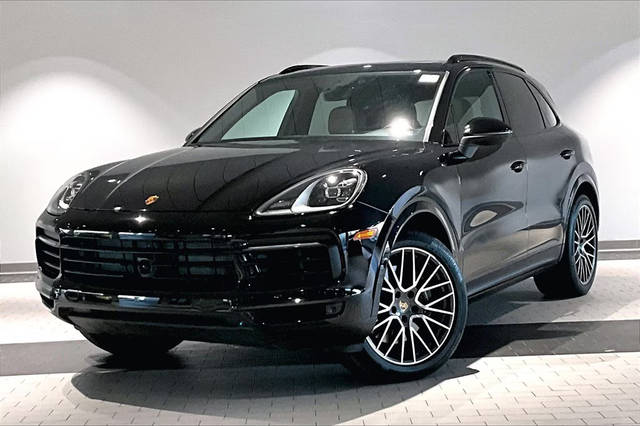 2022 Porsche Cayenne  AWD photo