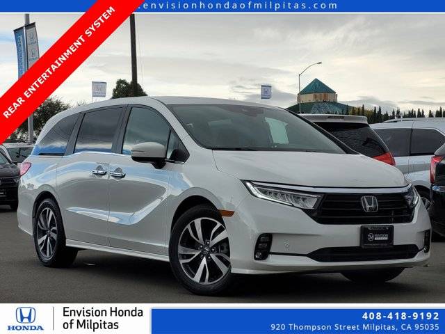 2022 Honda Odyssey Touring FWD photo