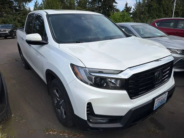 2022 Honda Ridgeline RTL-E AWD photo