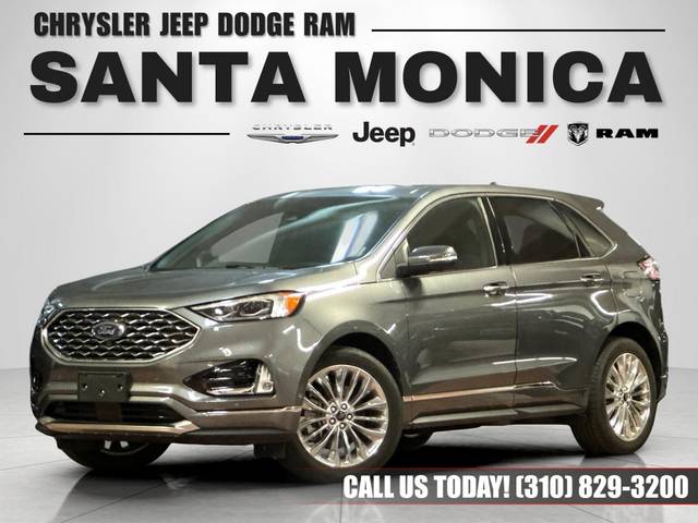 2022 Ford Edge Titanium AWD photo