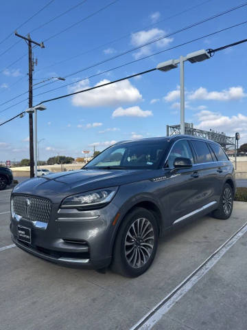 2022 Lincoln Aviator Standard AWD photo
