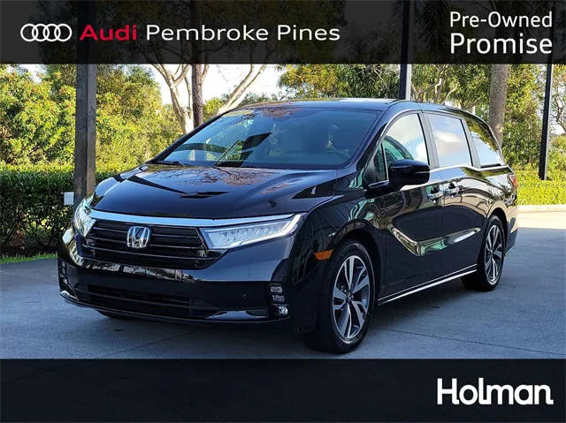 2022 Honda Odyssey Touring FWD photo