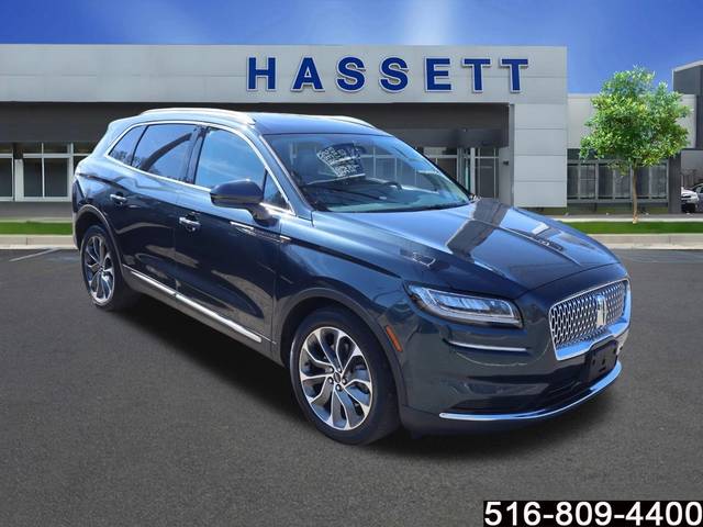 2022 Lincoln Nautilus Reserve AWD photo