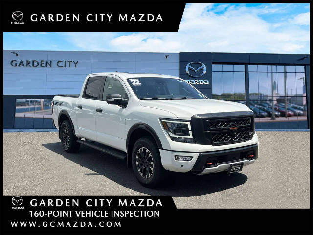 2022 Nissan Titan PRO-4X 4WD photo