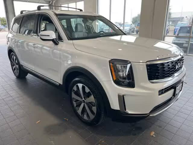 2022 Kia Telluride EX FWD photo