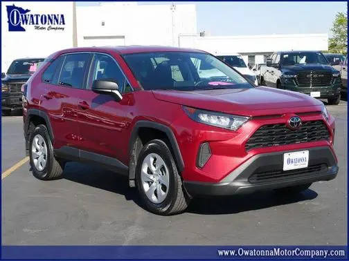2022 Toyota RAV4 LE AWD photo