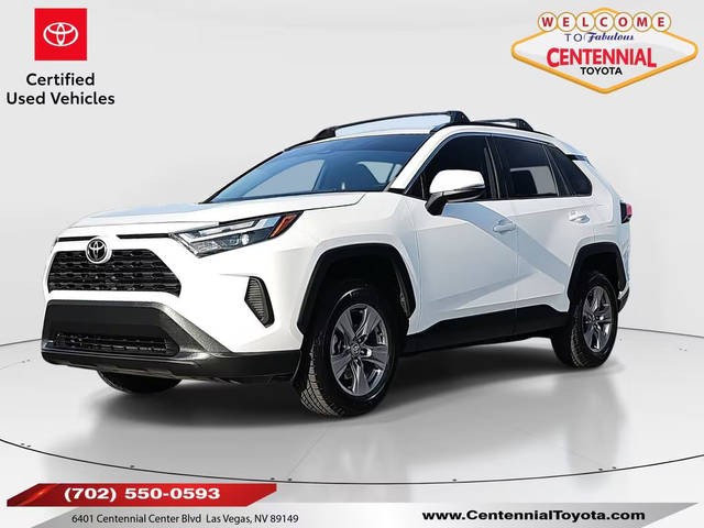 2022 Toyota RAV4 XLE FWD photo