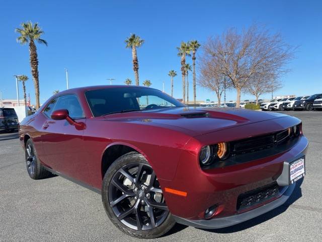 2022 Dodge Challenger SXT RWD photo