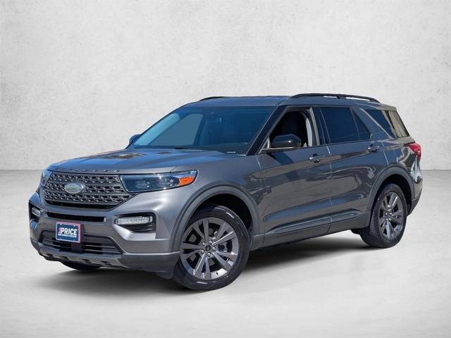 2022 Ford Explorer XLT RWD photo