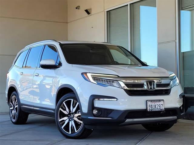 2022 Honda Pilot Touring 7-Passenger FWD photo