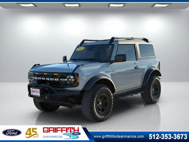 2022 Ford Bronco 2 Door Black Diamond 4WD photo