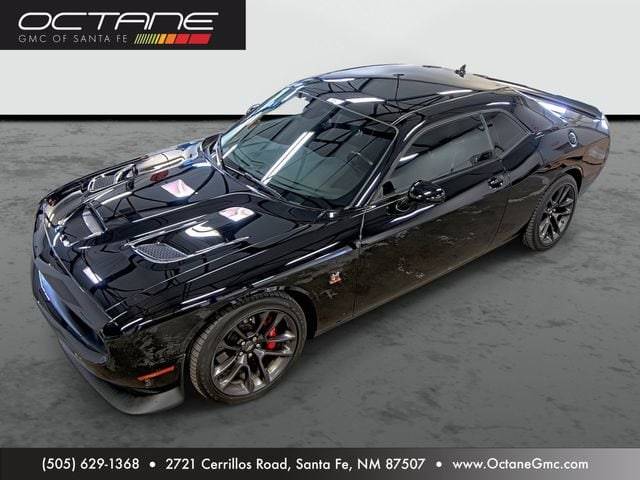 2022 Dodge Challenger R/T Scat Pack RWD photo