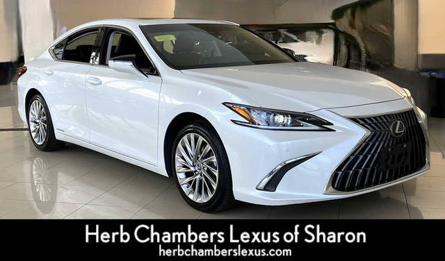 2022 Lexus ES ES 300h Luxury FWD photo