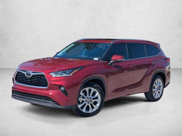 2022 Toyota Highlander Limited FWD photo