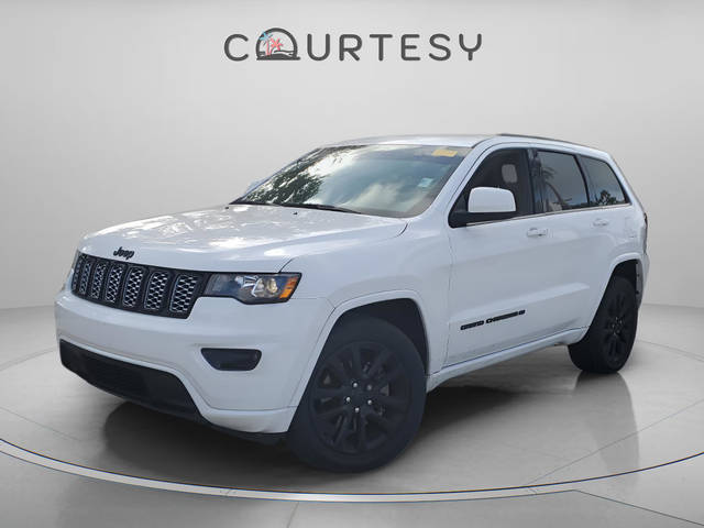 2022 Jeep Grand Cherokee Laredo X 4WD photo
